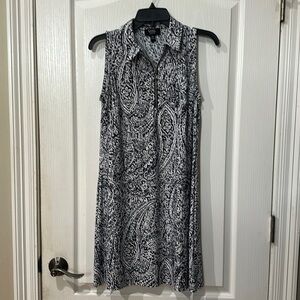 MSK petite, medium sleeveless, zip neck, Paisley, blue, and white dress